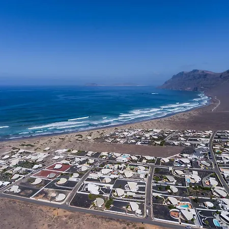 Loft 12 Apartment Famara