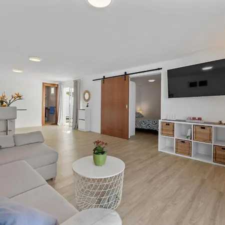 Loft 12